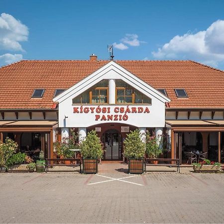 Kigyosi Csarda & Panzio Bed & Breakfast Fulopszallas ภายนอก รูปภาพ