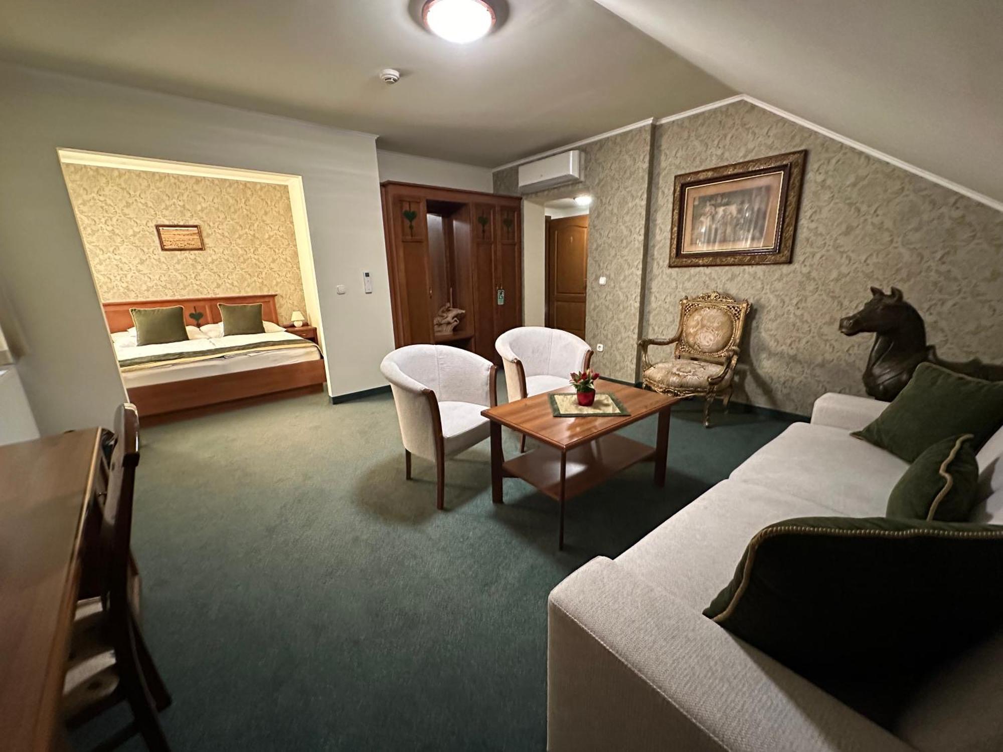 Kigyosi Csarda & Panzio Bed & Breakfast Fulopszallas ภายนอก รูปภาพ