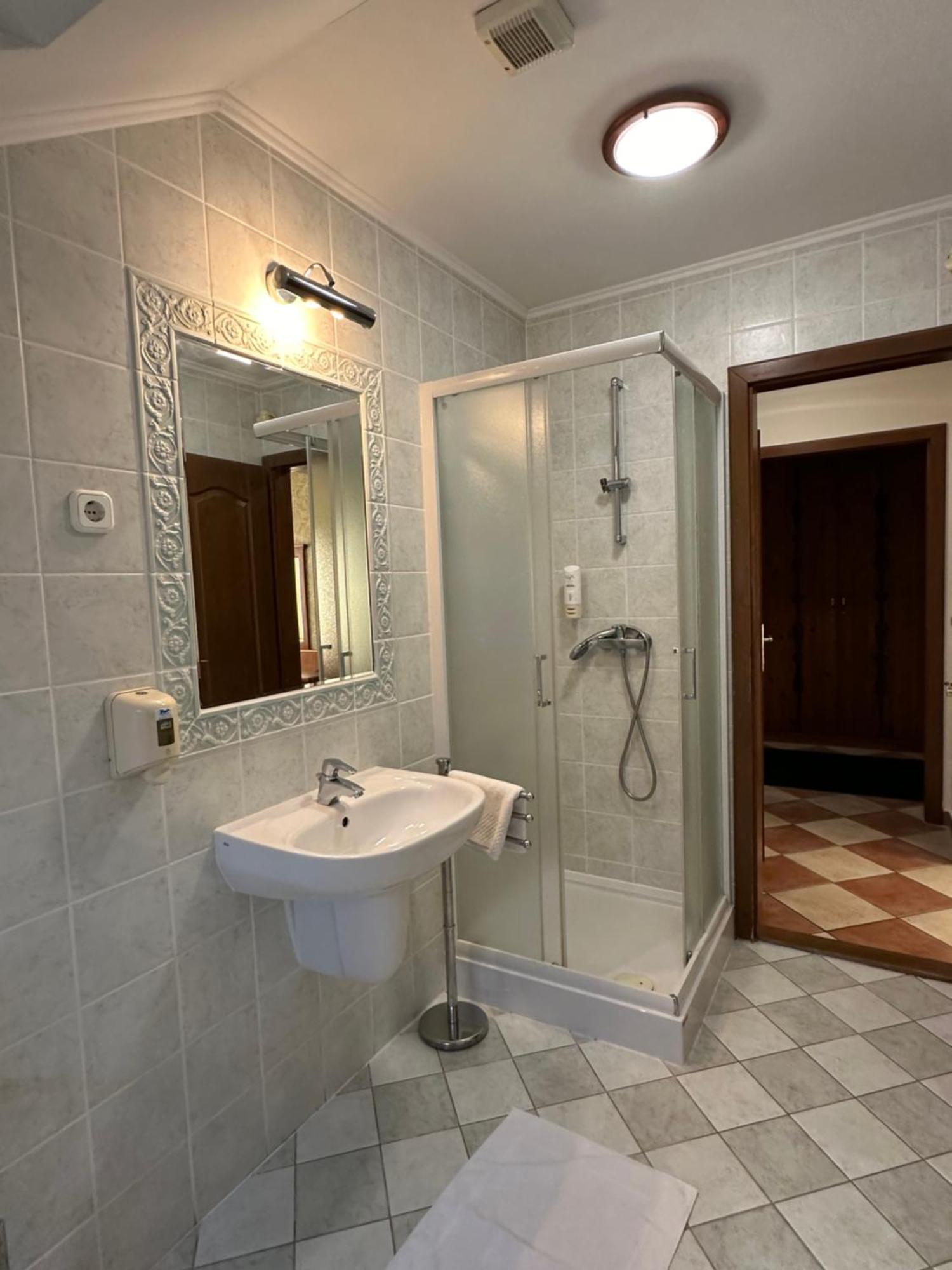 Kigyosi Csarda & Panzio Bed & Breakfast Fulopszallas ภายนอก รูปภาพ
