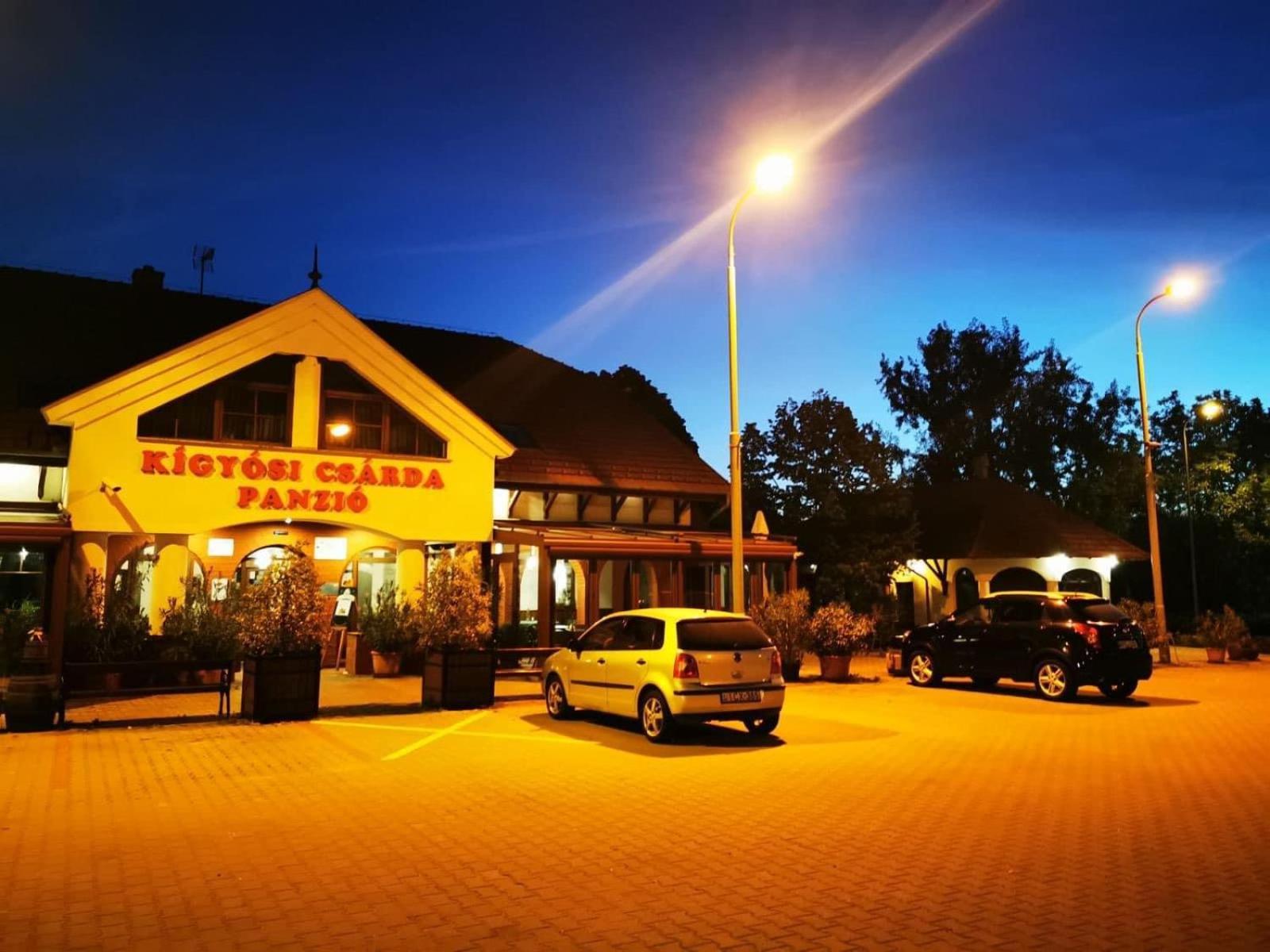 Kigyosi Csarda & Panzio Bed & Breakfast Fulopszallas ภายนอก รูปภาพ